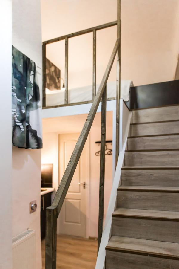Central Budget Lofts
