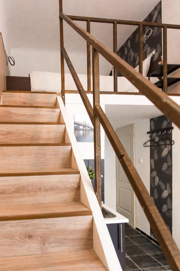 Central Budget Lofts Appartement *